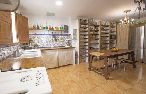 Rubio House | Country House 'Caelus Masia Boutique' with Mountain View, Wi-Fi and Air Conditioning
