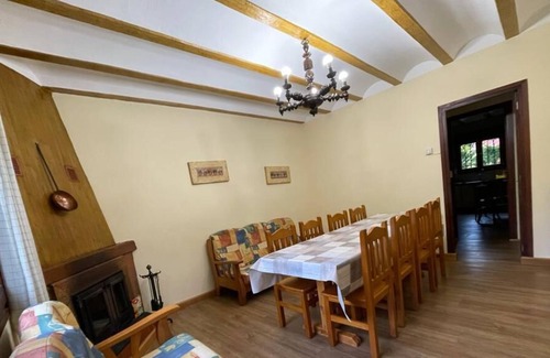 Oden Villa | Country House "Cal Pastor 12 pax" with Mountain View, Pool, Wi-Fi, Terrace & Garden