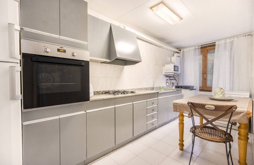 Oden Villa | Country House 'Cal Pastor' with Private Pool, Private Garden and Wi-Fi