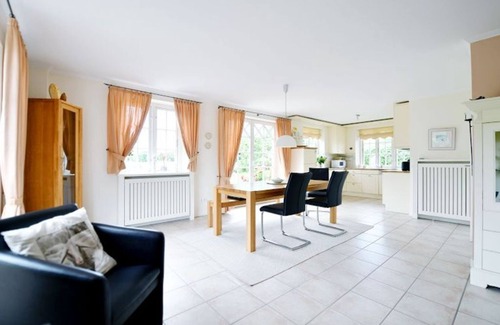 Borgsum Apartment | Country house Campe