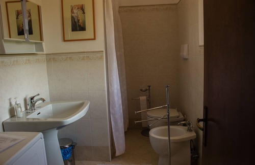 Cantalupo Other | Country House Carmelita - a rustic stone manor house into the vineyards