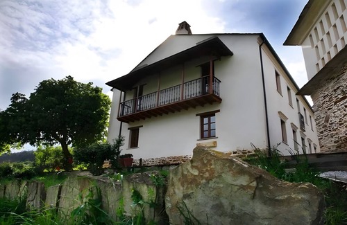 Mondonedo House | Country House 'Casa Da Penela - A Penela' with Shared Terrace, Shared Garden and Wi-Fi