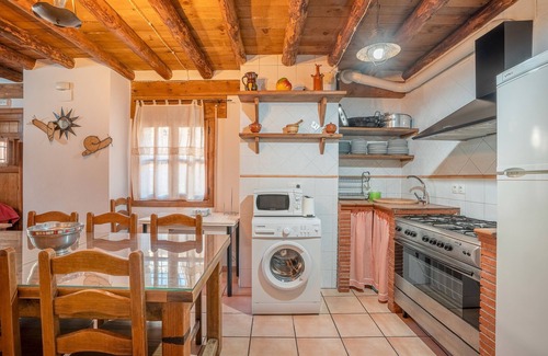 Castril House | Country House 'Casa Grande Casa Rural' with Mountain View, Wi-Fi and Air Conditioning