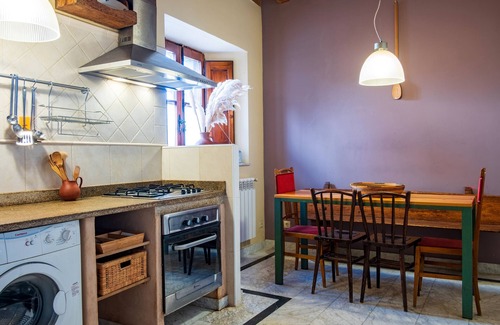 La Velles House | Country House 'Casa Rural El Saúco' with Private Garden and Balcony