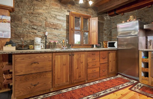 Fontoria House | Country House 'Casa Rural Tio Eloy' with Mountain View and Shared Garden