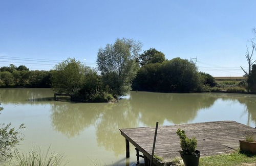 Bannegon Villa | Country House 'Cottage Du Diot, Son Lac Et Son Île' with Private Terrace