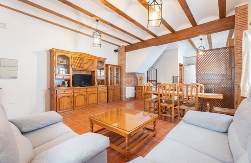 Chulilla House | Country House 'Cueva De La Portería' with Mountain View and Wi-Fi