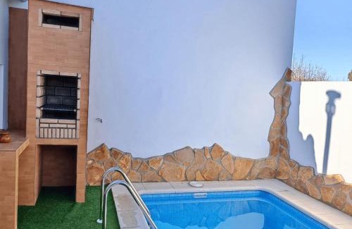 Cuevas Bajas House | Country House Cuevas Bajas by Genil River