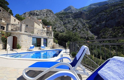 Makarska Villa | Country House Dalmatian Stone with Pool