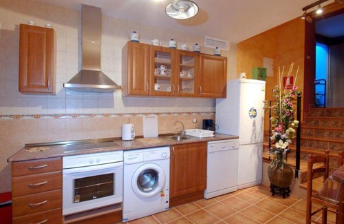 Maluenda House | Country House 'El Ático' with Wi-Fi and Air Conditioning