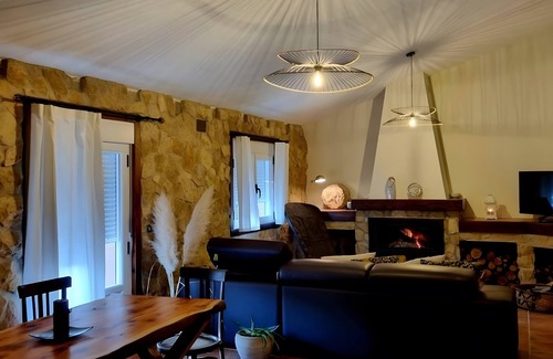Las Nogueras House | Country House 'El Berral' with Mountain View and Balcony