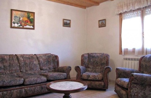Vadillo House | Country House 'El Fronton' with Mountain View