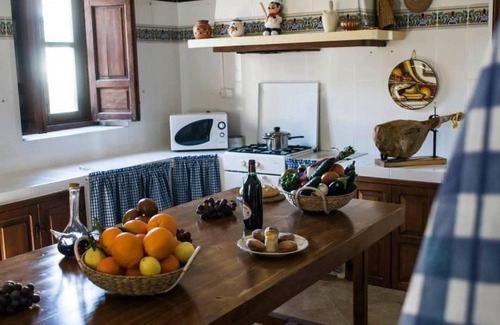 Mula House | Country House 'El Milano' with Mountain View, Wi-Fi and Air Conditioning