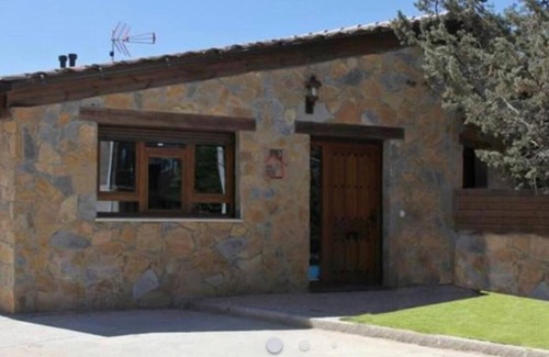 Vadillo House | Country House 'El Mirador De Campumedra' with Mountain View, Private Terrace and Wi-Fi