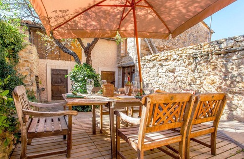 La Cuevarruz House | Country House 'El Rincón De Los Frailes' with Mountain View, Private Terrace and Wi-Fi