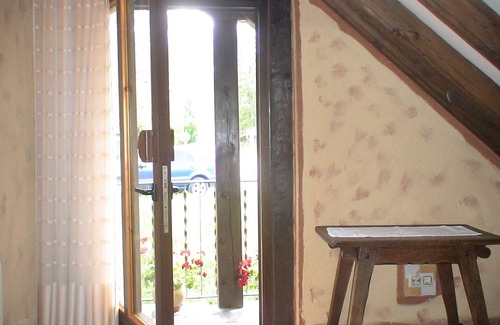 Rozas House | Country House 'Cuarto De La Oracion' with Mountain Views, Private Garden and Wi-Fi