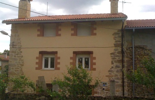 Lozares de Tobalina House | Country House 'El Balcon Del Tobalines' with Mountain View and Private Garden