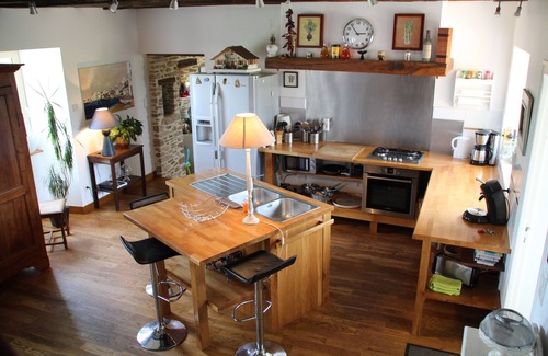 Jumilhac-le-Grand House | Country house with swimming pool sleeps 14