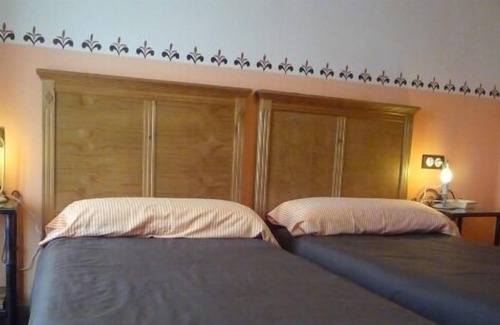 Crespos Cottage | Country house (full rental) El Antiguo Almacén for 15 people