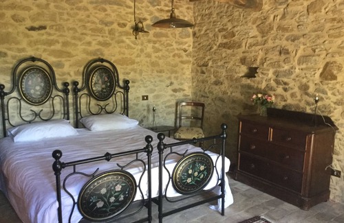 Monte Santa Maria Tiberina Other | Country house, heated pool, 4 en-suite bedrooms, stunning views sleeps 8 wi-fi