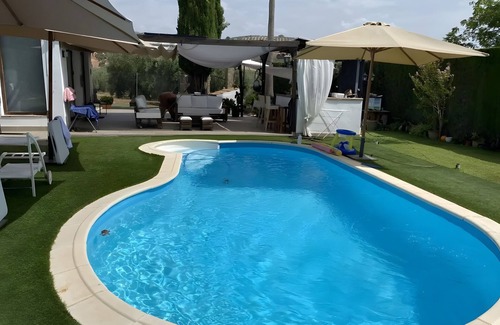 Cabra House | Country House 'Holiday House Dehesa Del Colmenar' with Mountain View, Wi-Fi and Air Conditioning