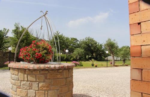 Alani Bed & Breakfast | Country House Il Melograno