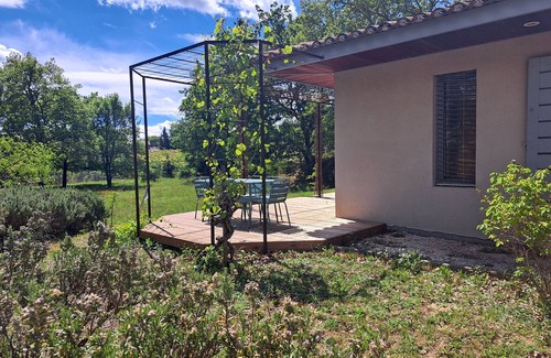 Euzet-les-Bains Villa | Country house in a beautiful natural setting, in the heart of the Gard department