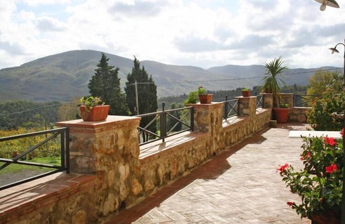 Chiusdino Apartment | Country House in Chiusdino with Panoramic Views