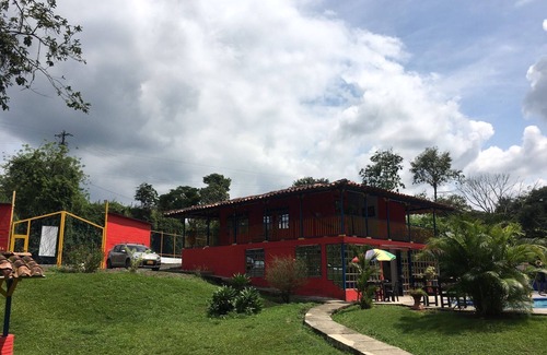 Pueblo Tapao Ski Chalet | country house in the heart of quindio