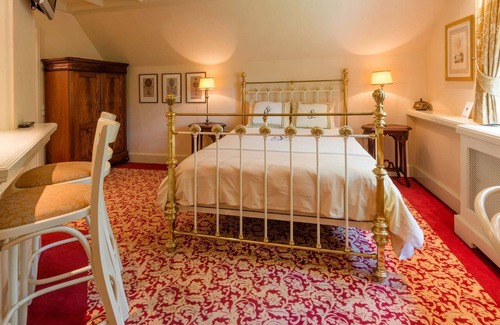 Deurningen Villa | Country house in nature with private bathroom in each room