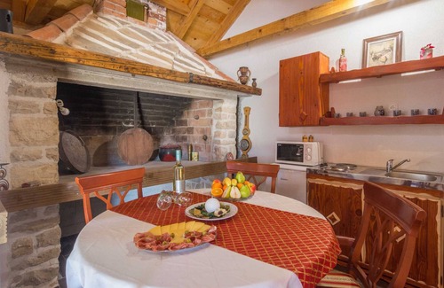 Benkovac House | Country House Irena with pool