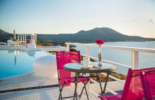 Kithira Villa | Country House 'Kaladi Rock Avlemonas' with Sea View.