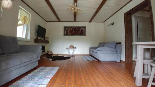 Vyzhnytsya House | Country House Kosiv