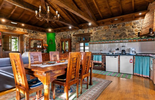 Santo Adriano House | Country House 'La Casa De La Torre' with Mountain View, Private Terrace and Wi-Fi