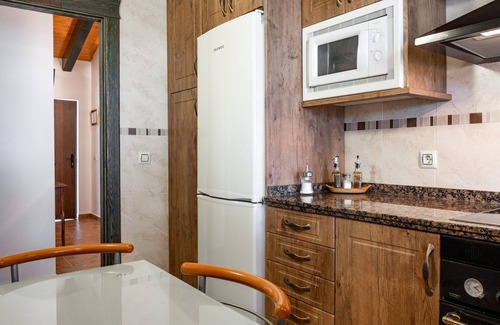 Zarapicos House | Country House 'La Casa Del Carpintero' with Private Pool, Private Terrace and Private Garden