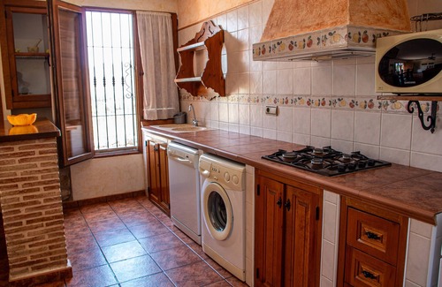 Caravaca de la Cruz House | Country House 'La Escuela Caravaca' with Mountain View, Wi-Fi and Air Conditioning
