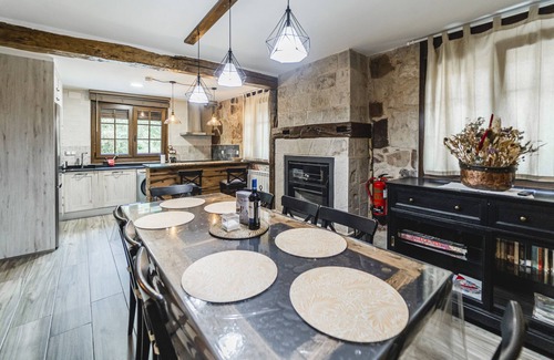 Valmala House | Country House 'La Genciana' with Mountain View and Wi-Fi