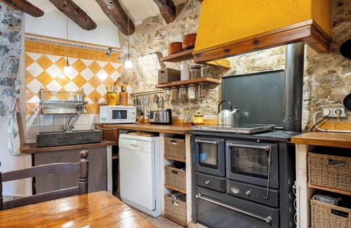 Pauls House | Country House 'La Germandat' with Mountain View and Private Terrace