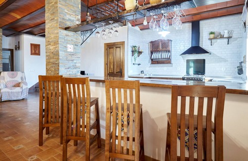 Cambil House | Country House 'La Loma Alta 1' with Mountain View, Wi-Fi and Air Conditioning