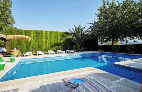 Cambil House | Country House 'La Loma Alta 1' with Mountain View, Wi-Fi and Air Conditioning