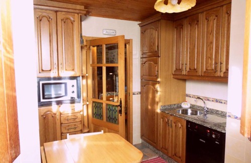 Magros House | Country House 'Laxa' with Mountain View, Private Terrace and Wi-Fi