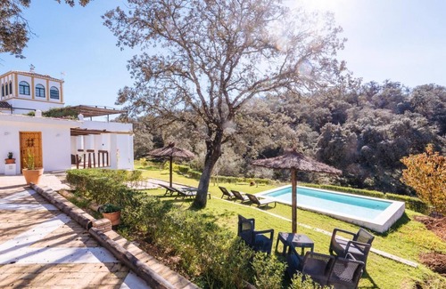 El Garrobo House | Country House 'Los Gorriones' with Mountain View, Private Pool and Wi-Fi
