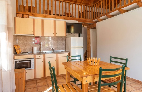 Paralio Astros House | Country House 'Maisonette with Private Patio 4' with Mountain View, Wi-Fi and Air Conditioning
