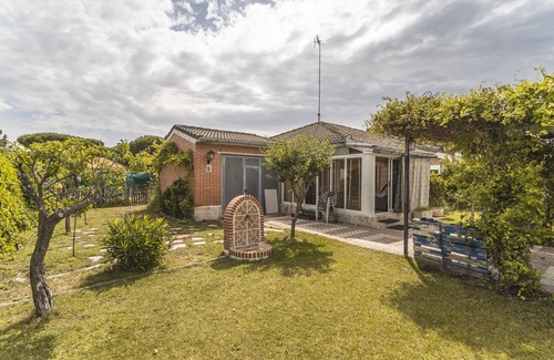 Traspinedo House | Country House 'Maitemare' with Private Garden and Wi-Fi