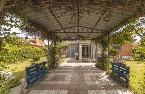 Traspinedo House | Country House 'Maitemare' with Private Garden and Wi-Fi