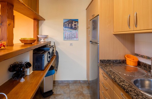 Urdax House | Country House 'Matxingonea 2' with Mountain View, Private Garden and Wi-Fi