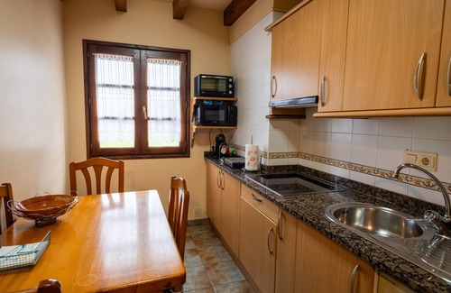 Urdax House | Country House 'Matxingonea 1' with Mountain View, Private Garden and Wi-Fi
