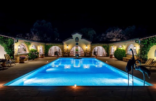 Darnius Apartment | Country House 'Mimosa Jardin' with Mountain View, Wi-Fi and Air Conditioning