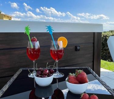 Quargnento Apartment | Country House Mimosa - Relax in jacuzzi tra i vigneti
