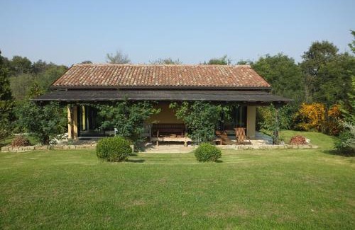 Quargnento Apartment | Country House Mimosa - Relax in jacuzzi tra i vigneti